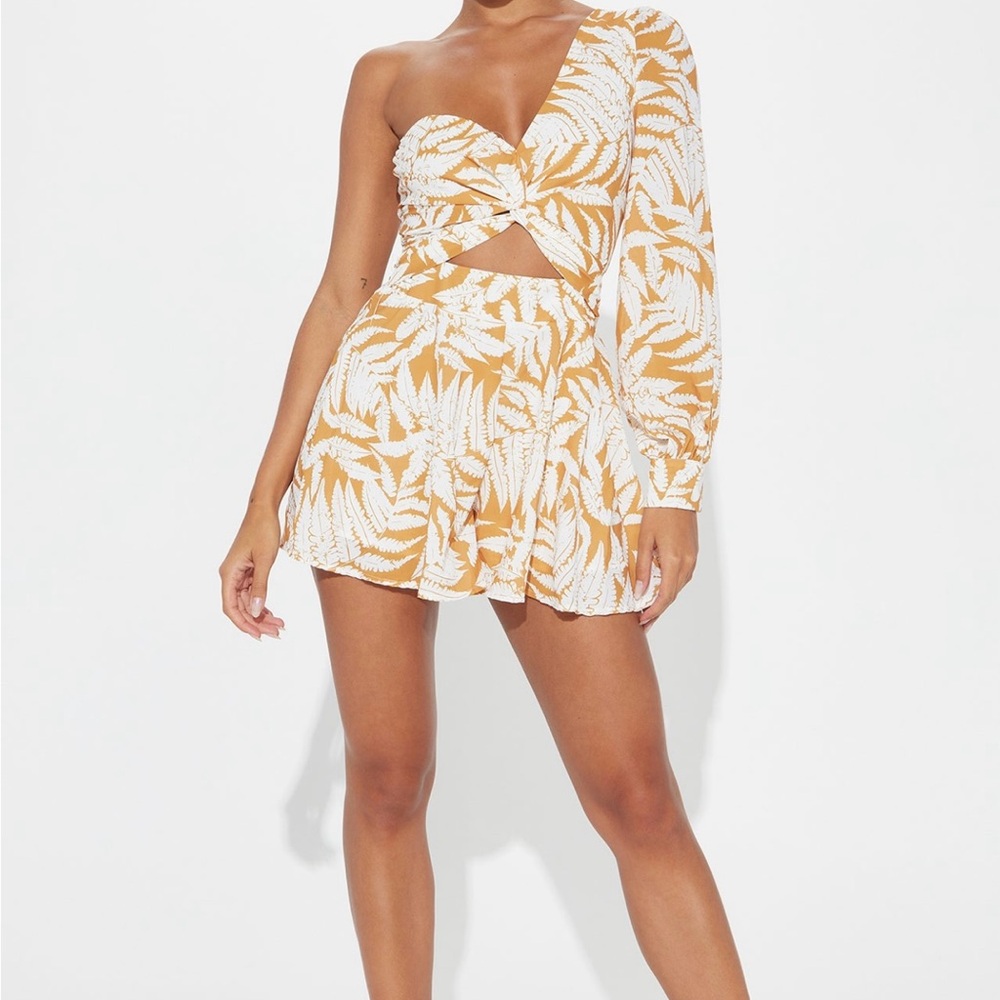 Fashion nova cutout romper S